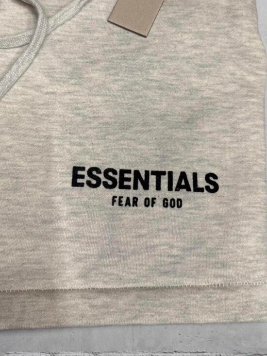 Fear of God Essentials Shorts Light Oatmeal XS-XL NWT - Picture 3 of 9